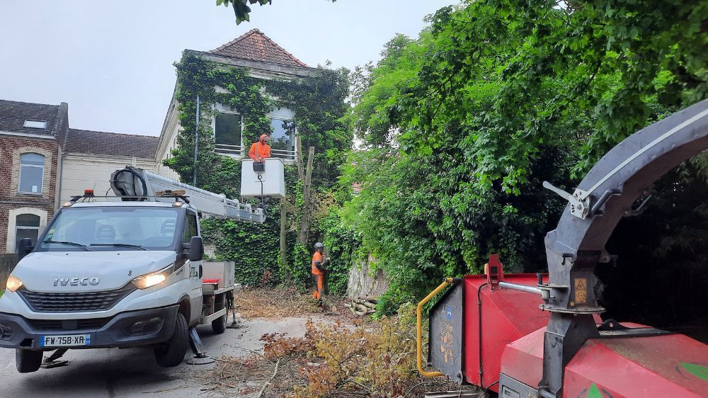 Mise en sécurité d'un parking d'une école à Seclin.jpg